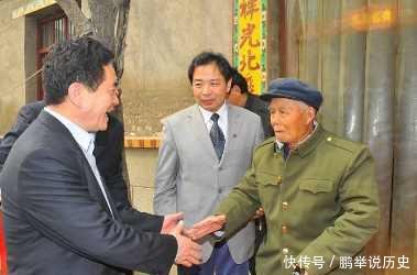  退役|此特等战斗英雄退役后, 国家干部不当, 回农村隐姓埋名50年