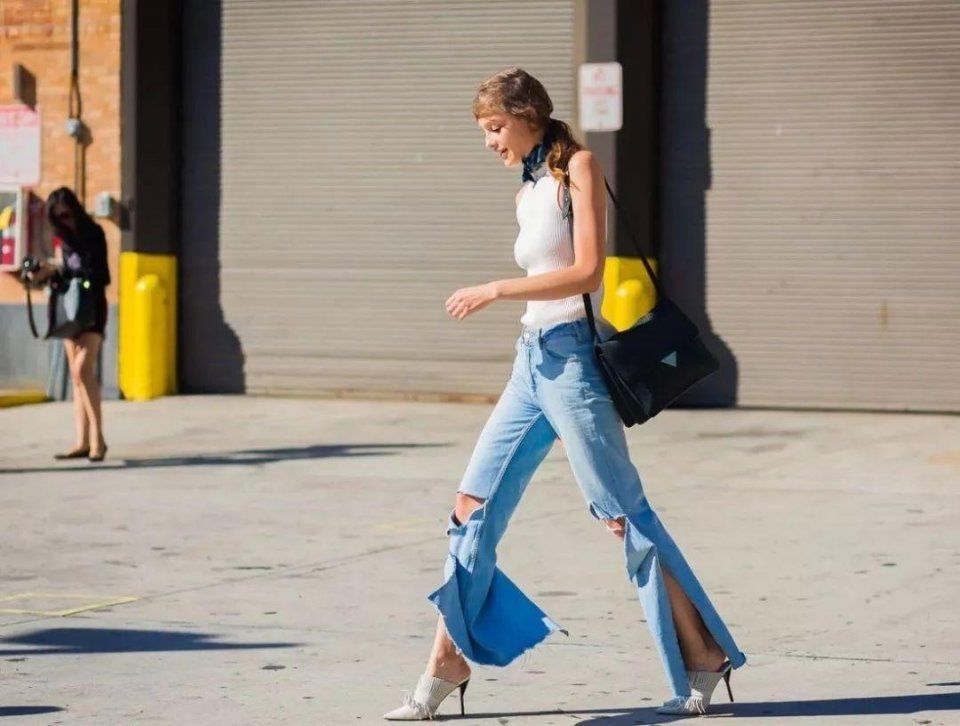 不能当首饰的腰带不是好丝巾，万能胶单品了解一下?