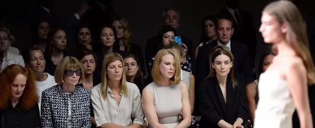 『上班』得体不乏味的职场穿搭,这样穿让你“理直气壮”的美!