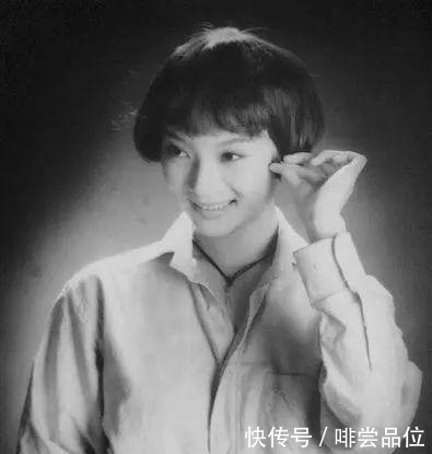  「女人」陈数董卿时隔一年再同台：42岁比22岁更美的女人，赢在了哪里？