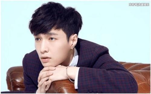 黄子韬的发型，张艺兴的发型，鹿晗的发型，吴亦凡的发型