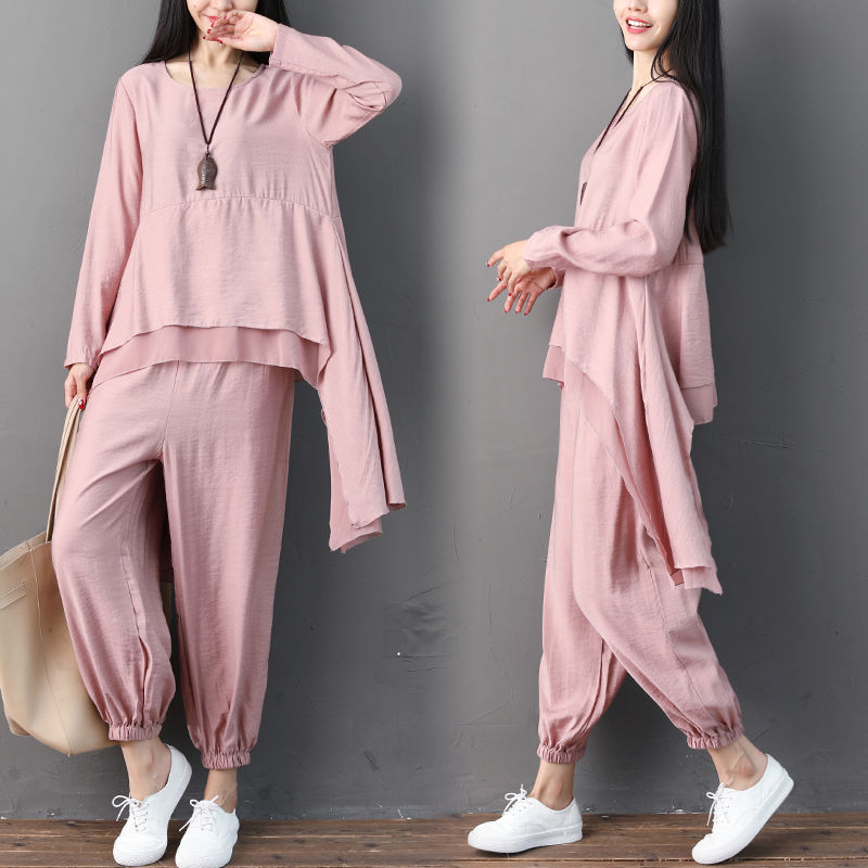 别再穿土的要命的打底衫!试试新出的“秋季套装”，洋气巨遮肉