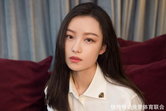 『女生』驾驭不住口红的3类女生,再贵的口红涂起来也像假货,太无奈!
