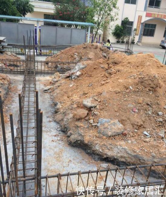 省吃俭用回农村砸23万建三层主体，完工后喜极而泣，扬眉吐气了