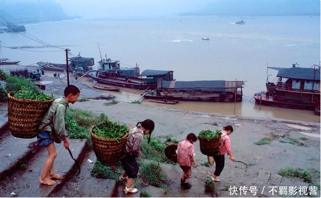 老照片：１９８０年的中国社会百态，难得一见，值得收藏！