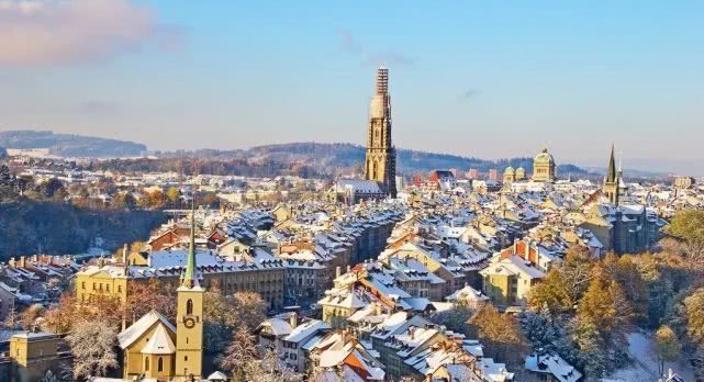 因为太美禁止拍照的国家，7块钱买湖景房，一生一定要去一次