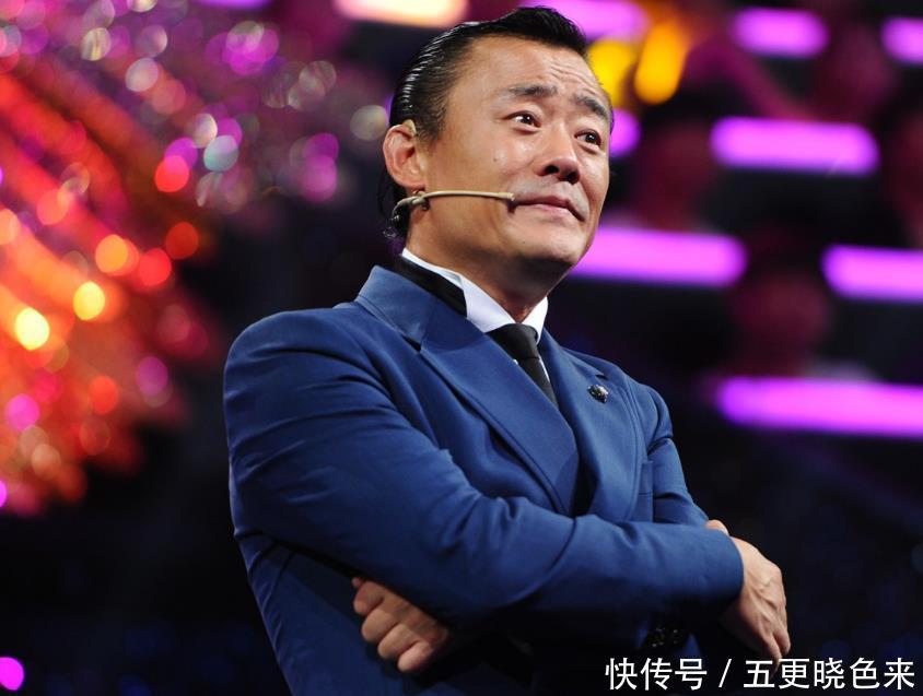 周立波发文揭发鄢军炫耀被高圆圆关之琳追，谎称禁欲却出轨两女