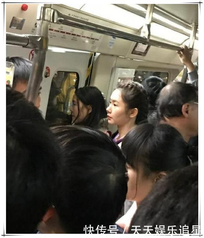 戚薇的素颜, 男人看了都怀疑人生, 真不知李承铉一天天咋熬过来的