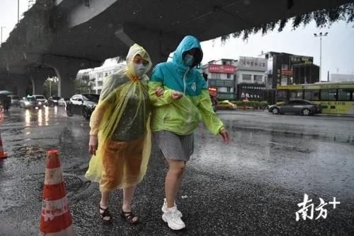  【天气】广东多地狂风暴雨来袭！未来几天将改变晴热“画风”