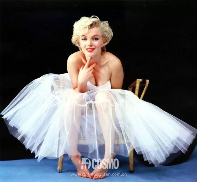 美人计｜美剧版《我的前半生》，原来是场50年代的复古趴