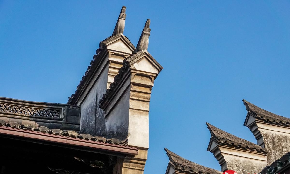 浙江最尴尬的一座大城市，景区很多游客很少，露天弥勒大佛很有名