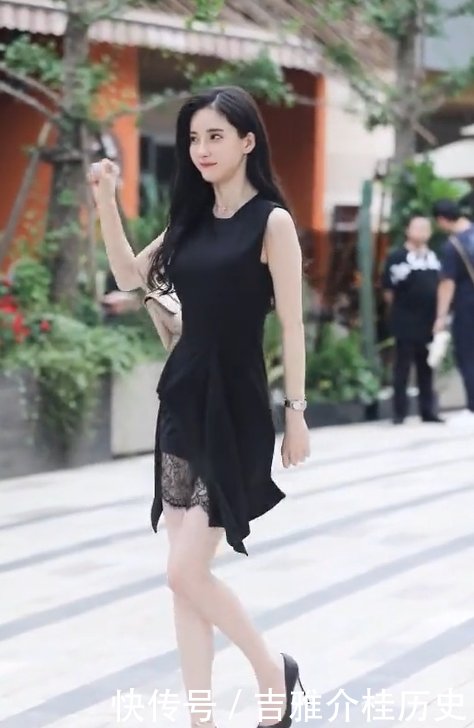  #颜值#后面的大哥，你拍啥呢