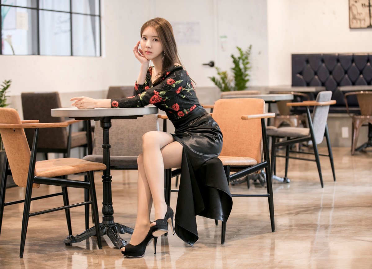 娉婷袅娜圣克鲁斯凤舞裙