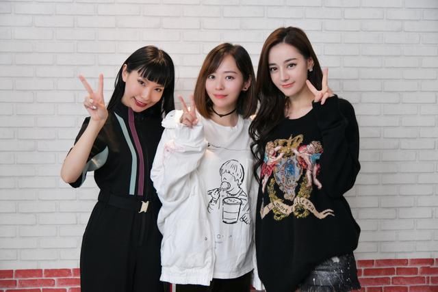 33岁的张靓颖厉害了!仅换了个短发显小10岁,网友:颜值是服气的