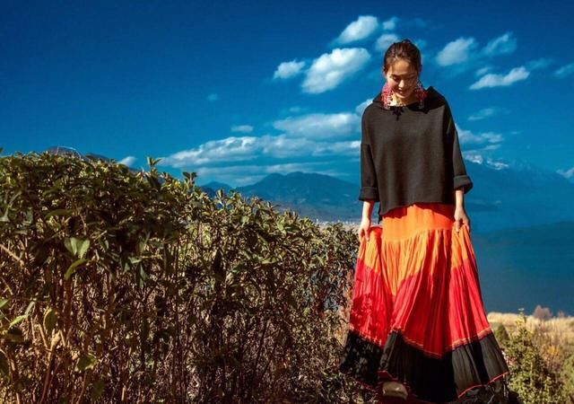 确定过眼神，王力可你就是我女神，女神穿搭就是美