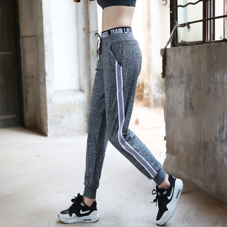 运动美女运动范，小姐姐新一期的“运动风”超火爆