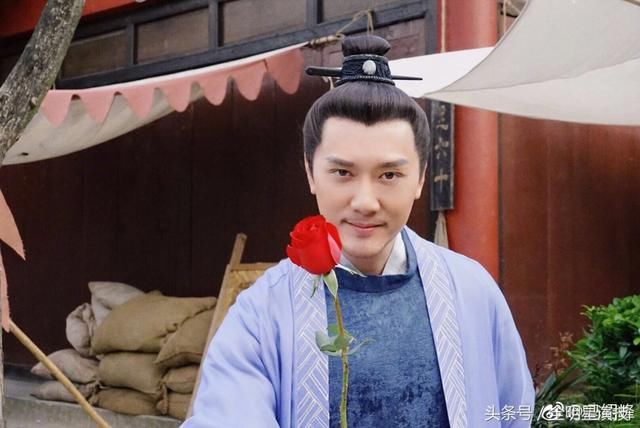 明星炒作套路越来越高明，吃瓜群众全部被蒙鼓里，赵丽颖无辜躺枪