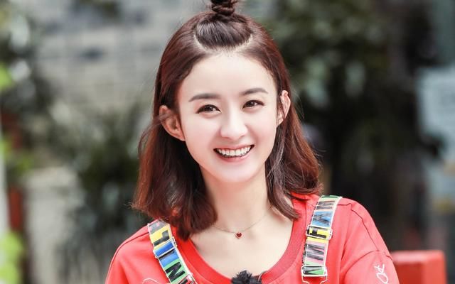 颖宝劈叉否认怀孕，网友表示不信，细节说明她是欲盖弥彰？