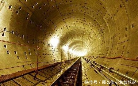  中国■1000万人要绕行他国才能去首都！如今中国人一来，2小时到