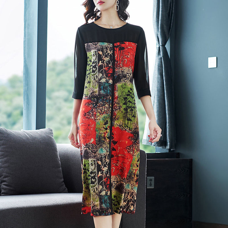 难怪姐姐都不买夏装，3小时前刚上架的秋裙实在太美，真想全买了