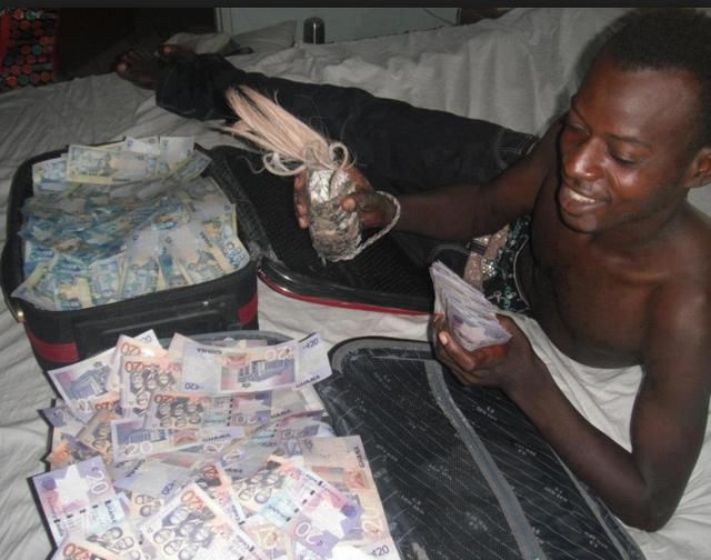 我，秦始皇，打钱，震惊世界的骗局是怎么被玩坏的？