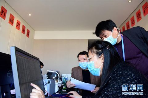  数据网■河南郑州：广撒“数据网”捕捉新冠肺炎病毒