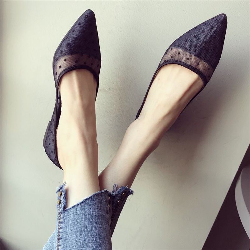 今年流行这样款式的女鞋，难怪姐姐一买就是三双，真的很好看