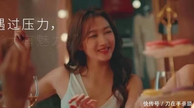 「关晓彤代」关晓彤顶替林志玲代言内衣,从女人到女孩画风大变,引网友讨论