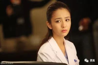 baby用CPB涂全身、林志玲打美白针，女明星为了“洗白”自己有多