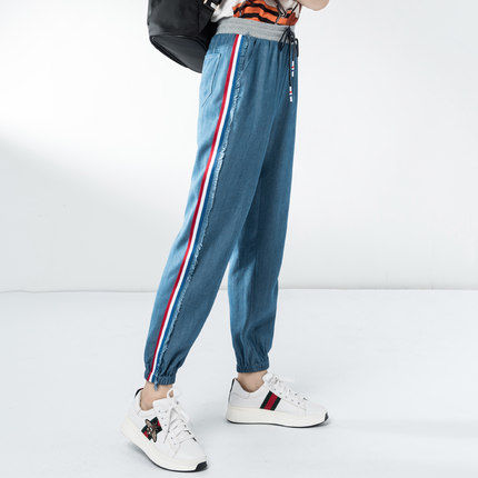 有一种裤叫天丝裤，比牛仔裤显腿瘦，凉快透气又洋气