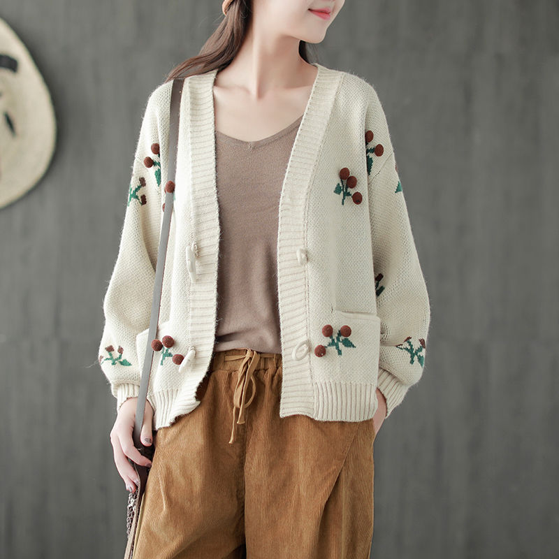 天，别再扎堆穿裙!试试棉麻开衫+衬衣，8070女人穿，超减龄