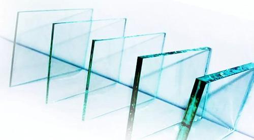 汇率惊涛骇浪中的扁舟：信义玻璃利润创纪录股价仍遭重创