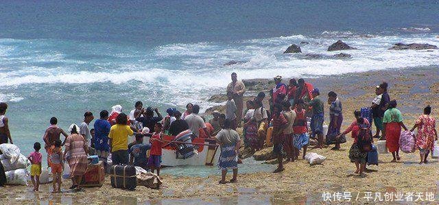  [公交车]世界上最可怜的国家, 全国只有两辆公交车, 最愿搬迁到