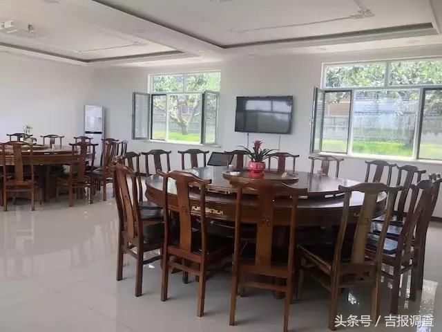 四平女猝死同学聚会现场，网络谣言四起，警方还原现场和真相……