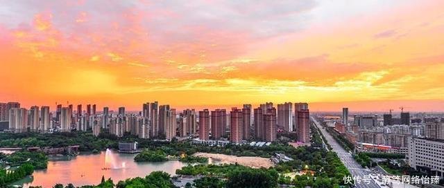 中国GDP最强的十个地级市, 你所在的城市上榜吗