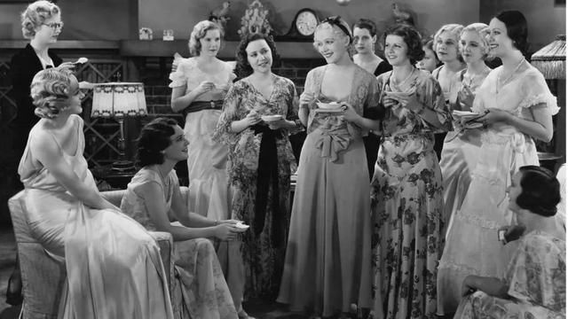 被1亿ins粉丝的宇宙博主疯狂pick，这款“大妈裙”到底美在哪？