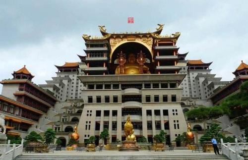 广西最壮观的宫殿，来历至今都是个谜！