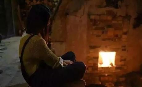 『小院』20多岁的年龄差距,却把一个破烂的农家小院变成了“桃花源”