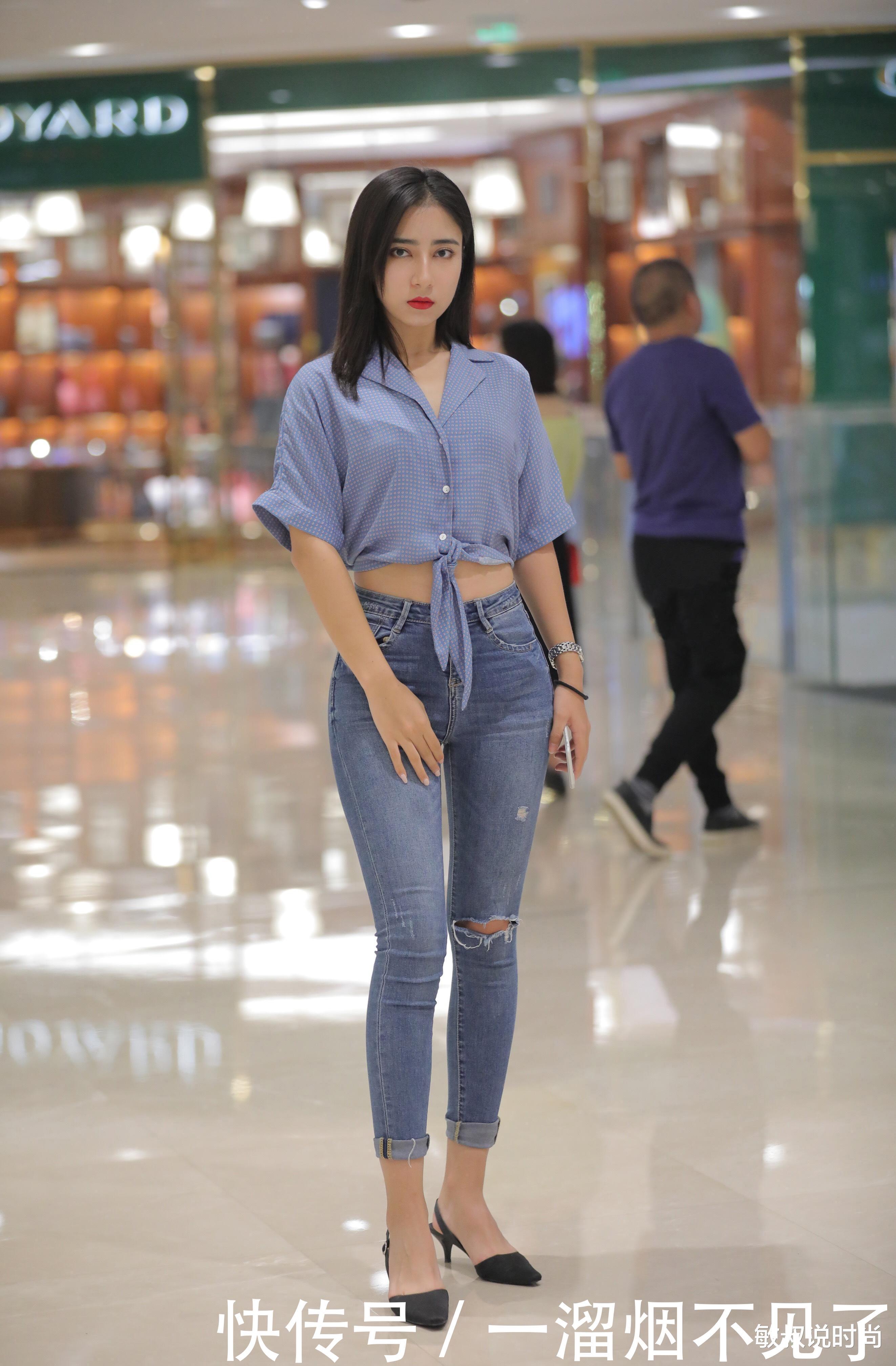 『姐姐穿』30岁还像个小女孩,穿“乖宝宝”衬衫,笑起来令人心动