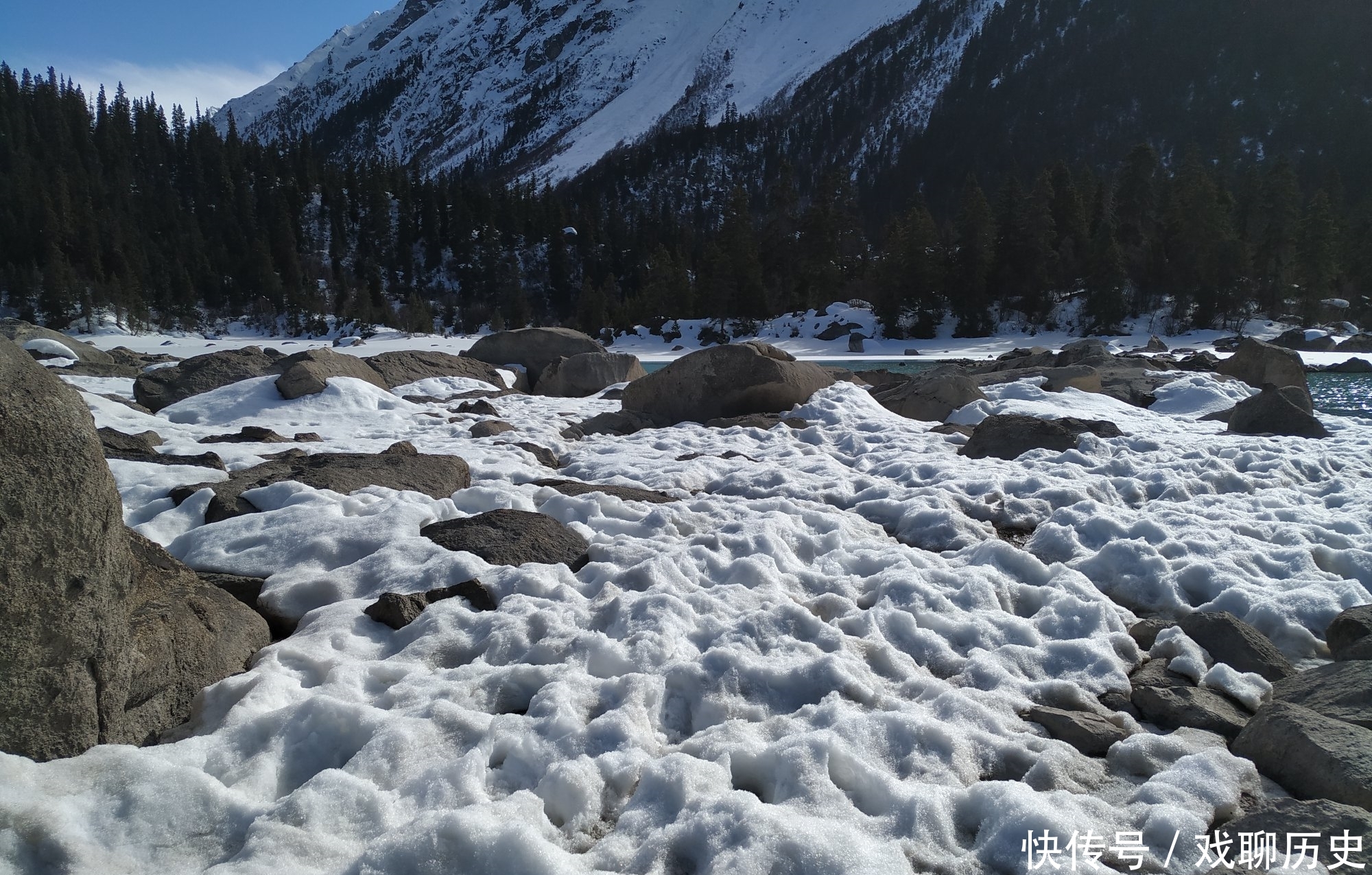 雅鲁藏布江的源头，西藏然乌湖