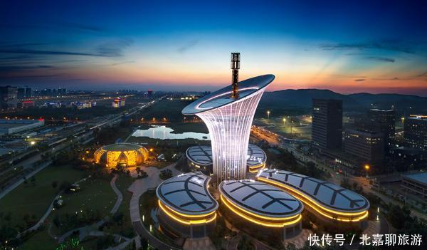 大武汉到底有多大，北上广深集体感到压力，综合实力曾仅次于上海