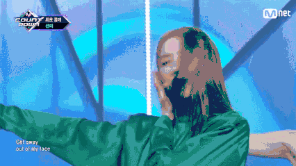 一周造型红黑榜:女明星剃个寸头?可行么