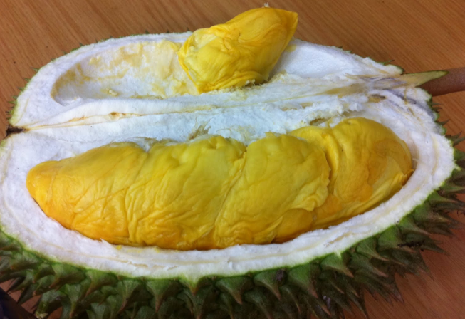 榴莲“外销”成困难，商贩不反思还埋怨中国游客？网友：拒绝背锅