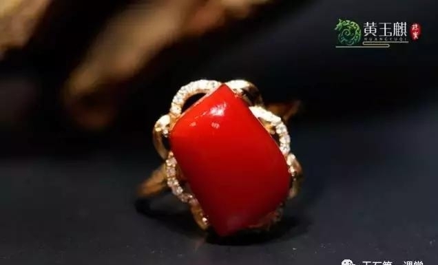 宋美龄的宝盒藏了天价宝贝！她最爱的却不是4000万的翡翠镯子