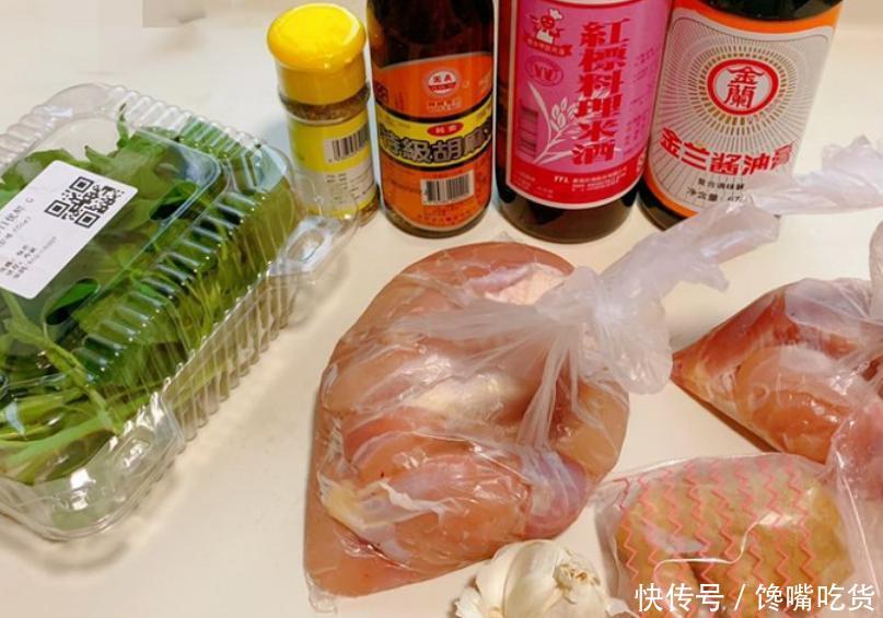 『看起来』台式美味三杯鸡,炒糖色和九层塔的加入,出锅后色泽很诱人
