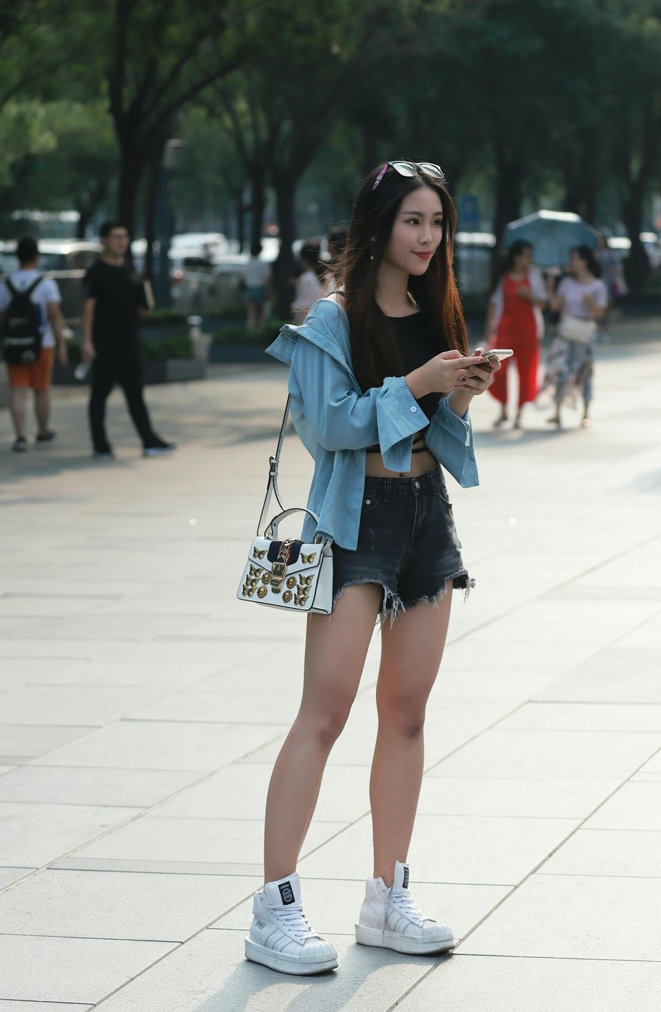 兜兜转转，还是三里屯的美女最多，快来看看有没有你喜欢的类型？