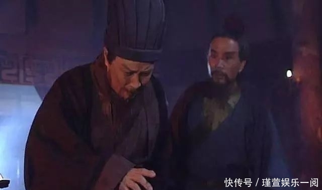 「魏延和杨仪」诸葛亮死前偷偷留下一人,诛杀两大栋梁,却为蜀汉延续了30年寿命