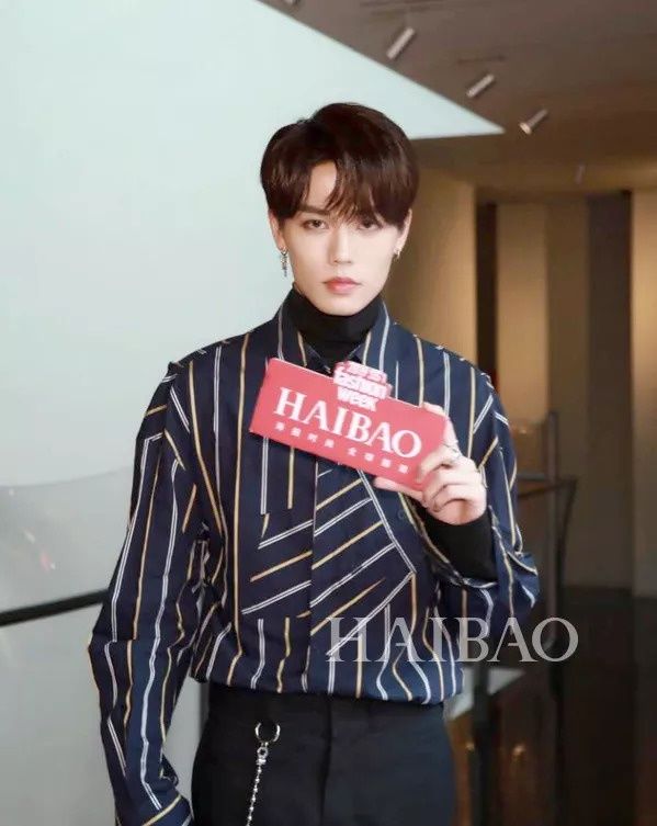 金晨吴昕林彦俊最种草的Longchamp单品居然不是饺子包?