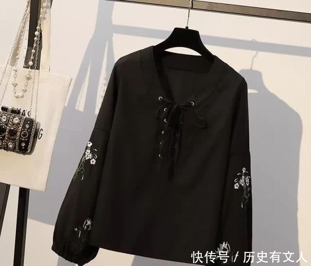  『气质』女人工资上四千，建议穿这“流苏装”，洋气嫩美，谁见都夸漂亮
