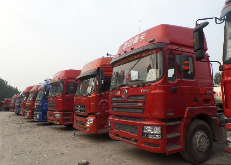  坑人@全国将正式取消“两证”，公路全面进行免收费，车主：明摆